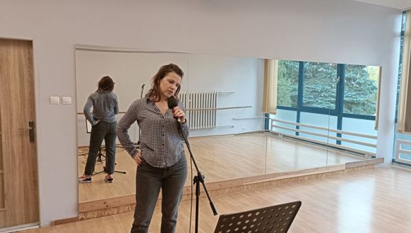 E.ART | ŚPIEWAĆ NIE KAŻDY MOŻE…